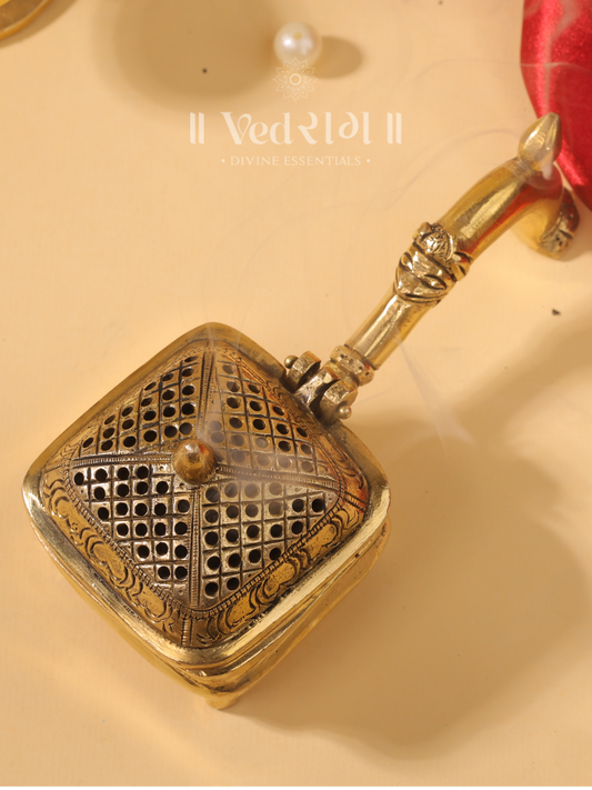 BRASS YAALI LOBANDANI
