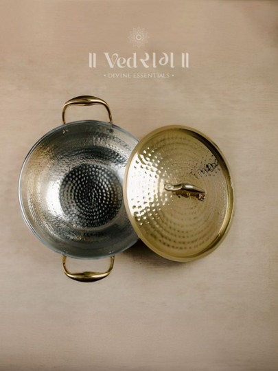 Brass Kadhai with Lid | Traditional Handcrafted Cooking Pot | Pure Brass Deep Fry Pan for Healthy Cooking