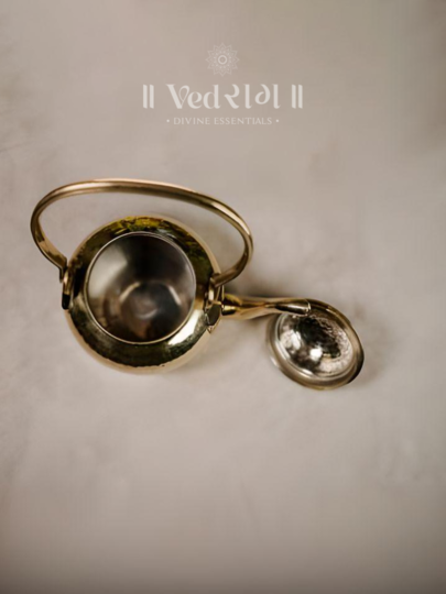Brass Kettle & Tea Pot | Handcrafted Traditional Brass Teapot | Elegant & Durable Tea Brewer for Home & Café