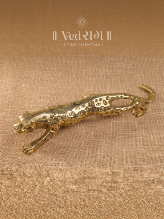 Brass Leopard Statue | Majestic Big Cat Figurine | Handcrafted Wildlife Décor | Luxury Brass Animal Showpiece for Home, Office & Gifting | Antique Finish Safari Decor Piece