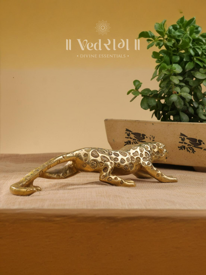 Brass Leopard Statue | Majestic Big Cat Figurine | Handcrafted Wildlife Décor | Luxury Brass Animal Showpiece for Home, Office & Gifting | Antique Finish Safari Decor Piece