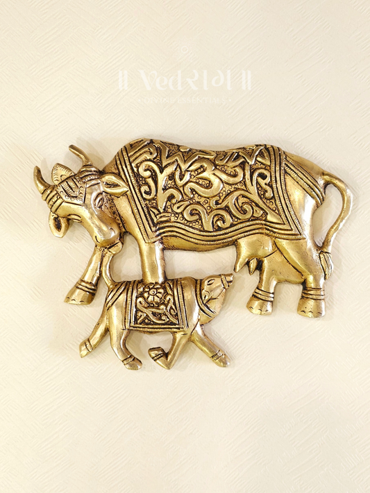 Brass Shri Gau Samriddhi | Sacred Cow & Calf Idol for Prosperity & Protection | Handcrafted Brass Kamadhenu Statue for Home & Temple