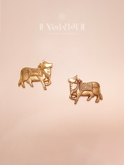 Brass Shri Gau Samriddhi | Sacred Cow & Calf Idol for Prosperity & Protection | Handcrafted Brass Kamadhenu Statue for Home & Temple